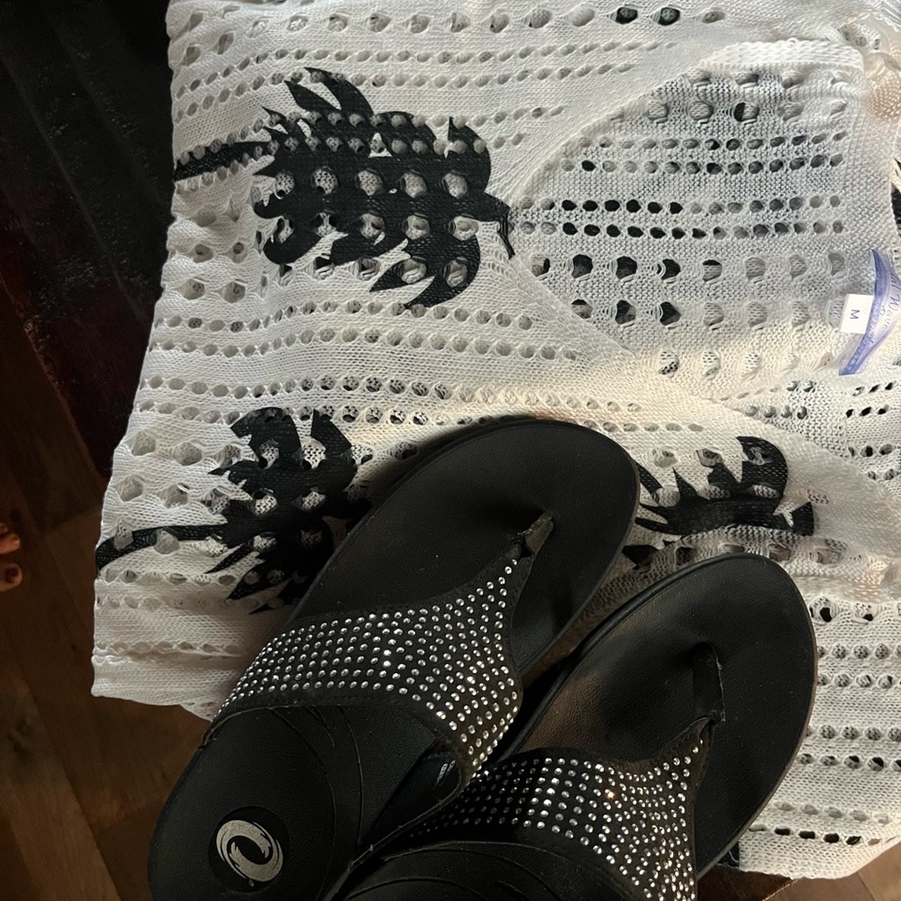 Rhinestone Flip Flops!
